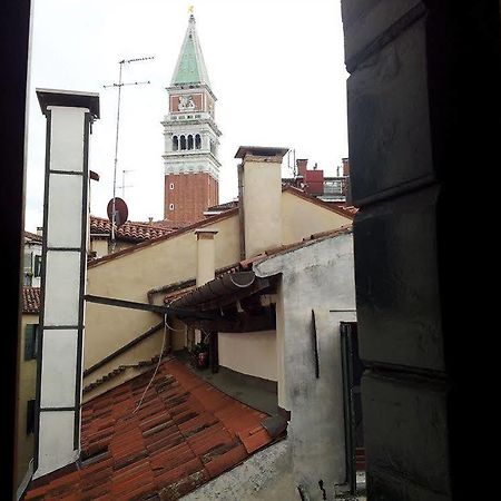 Hotel Astoria Velence Kültér fotó