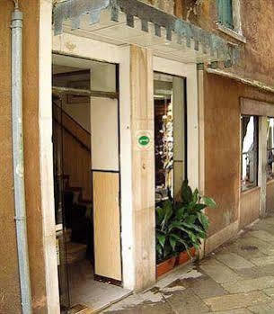 Hotel Astoria Velence Kültér fotó