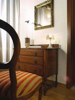 Hotel Astoria Velence Kültér fotó
